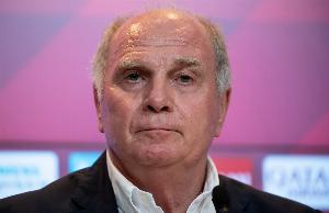 app下载-德甲高价卖球员！赫内斯呼吁：不会有好结果，别再收西亚美国的钱