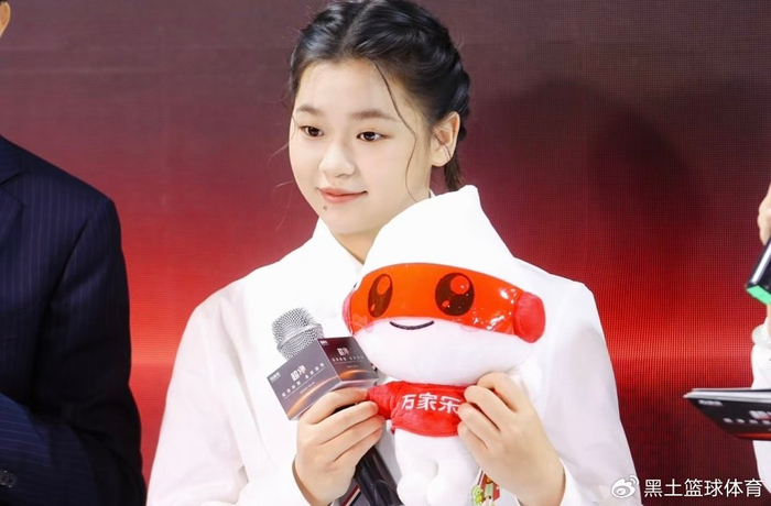 kaiyun 官网-全红婵疑变胖？是否退役已不重要：前18年交给国家 未来人生才刚开始|国家队|跳水|跳水世界杯|全运会|总决赛_新浪体育_新浪新闻