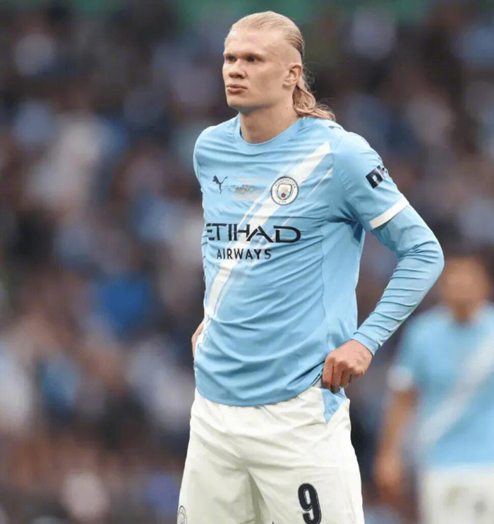 app下载-哈兰德休赛期密访瓜迪奥拉御医，挪威主帅称原因保密|巴塞罗那|英格兰|埃尔林-哈兰德|索尔巴肯|太阳报_新浪体育_新浪新闻